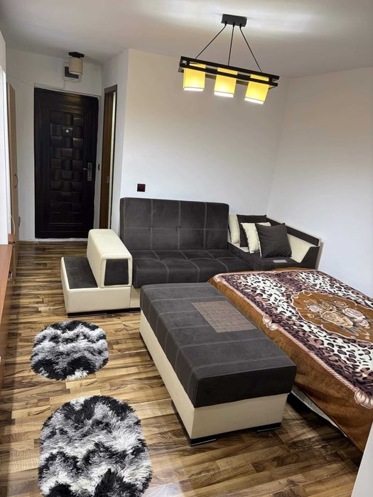 Închiriez garsonieră modernă 30 mp | PROPRIETAR I Parter I Centrală proprie, AC, Mașină de spălat vase — fotografia 3