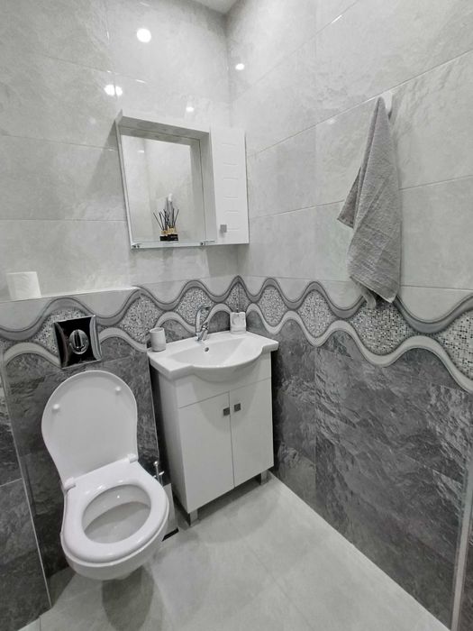 Дава се под наем Четиристаен апартамент в София, Дианабад - 80 кв.м за 900 € - Снимка #1