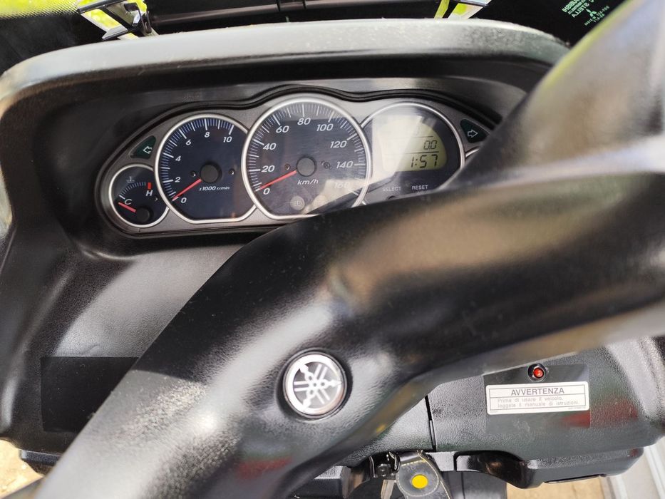 Ямаха Маджеди 250 Yamaha Majesty 250