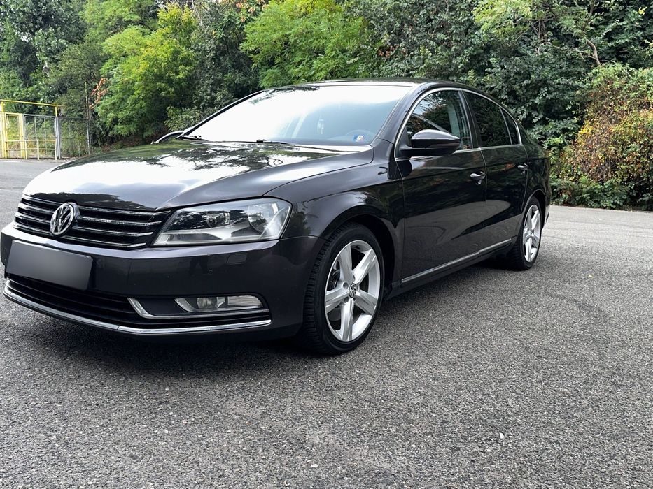 Volkswagen Passat VW Passat B7 2.0 TDI 140 CP 4MOTION | 2011 | Manual | Cameră | Cârlig