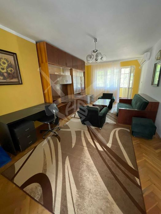 Продава се Четиристаен апартамент в Пловдив, Кючук Париж - 93 кв.м за 2259 €/кв.м - Снимка #2