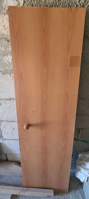 Б/у двери межкомнатные