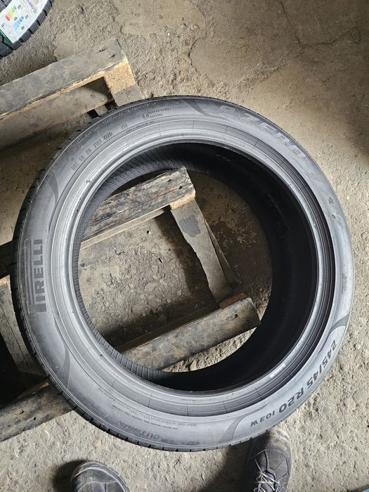 2 anvelope vara 245 45 20 Pirelli Pzero 2020