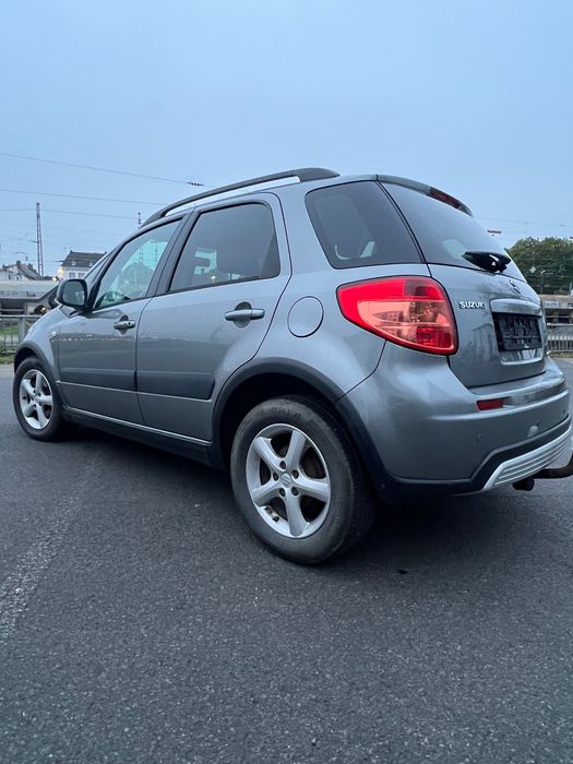 Suzuki SX4 1,9diesel 4x4 la buton