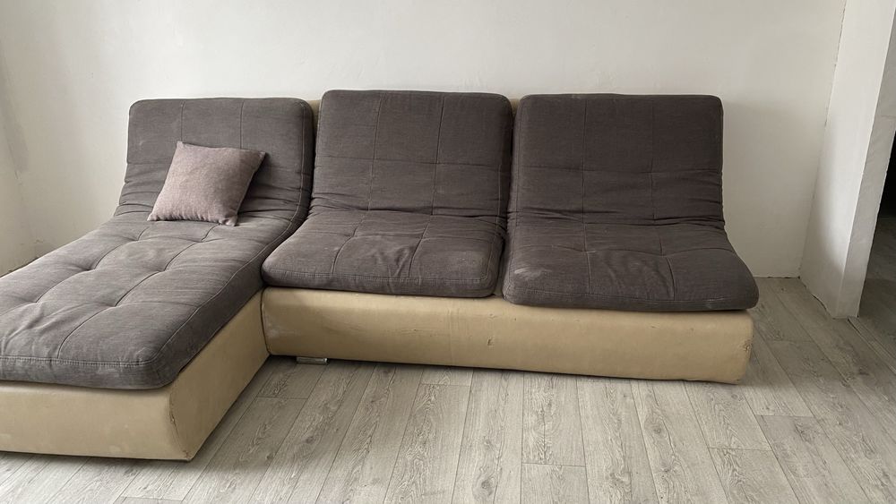 Отдам диван даром