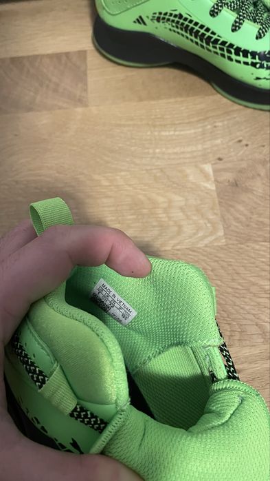 Ghete Adidas baschet 32