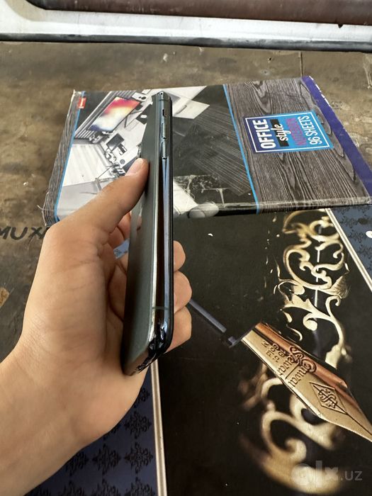 Iphone 11 pro.