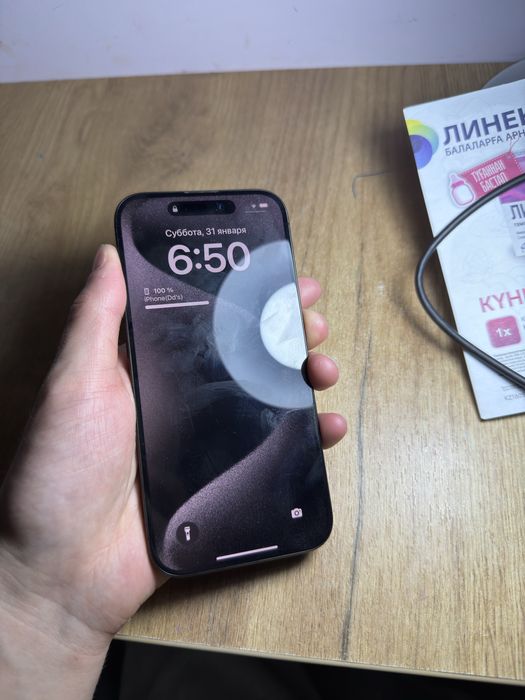 продаю Айфон 15 про