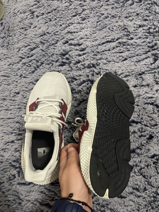 Adidas in stare bun