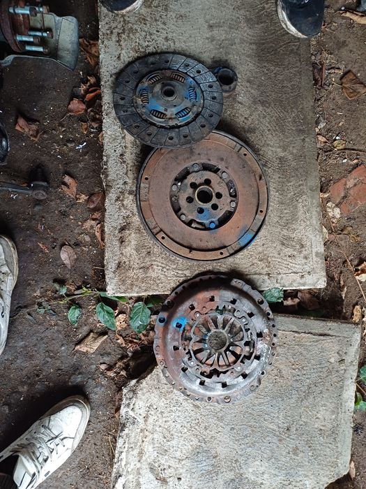 Volanta,kit ambreaiaj passat b5.5 ,6+1 viteze