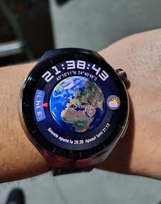Huawei Watch 4 Pro 48 mm cu E-sim