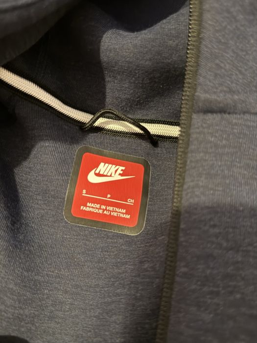 Nike Tech Fleece тъмно син чисто нов