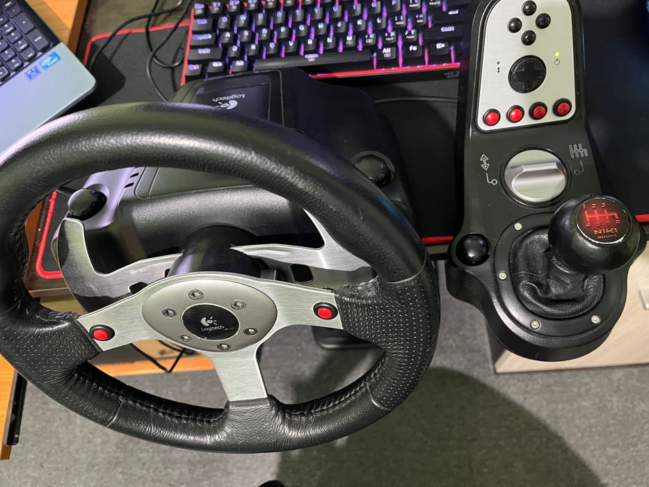 Волан Logitech g25 гр. Лом • OLX.bg