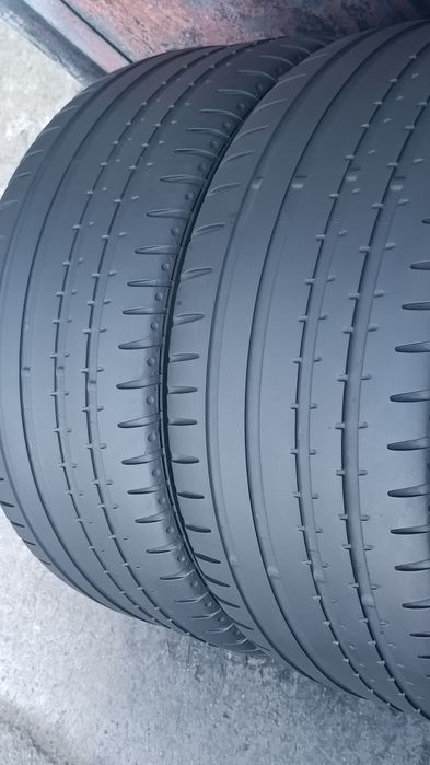 255/35/18 Continental