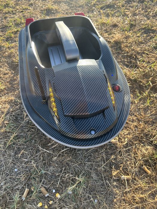 Лодка с дистанционно