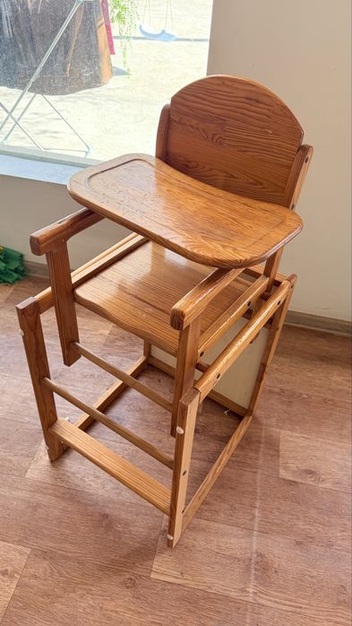 Стульчик для кормления.