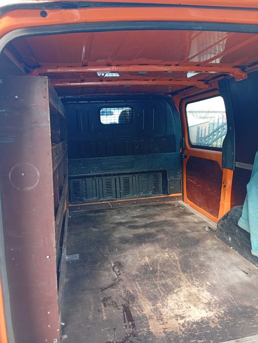 Vând Ford Transit