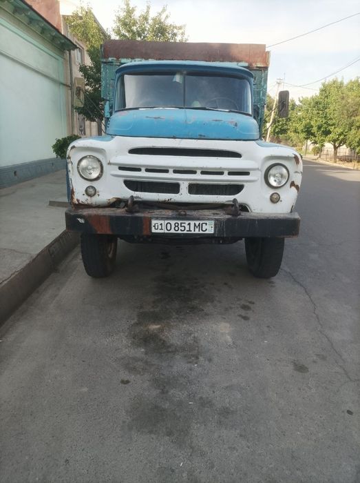 Zil mmz 554 samosval