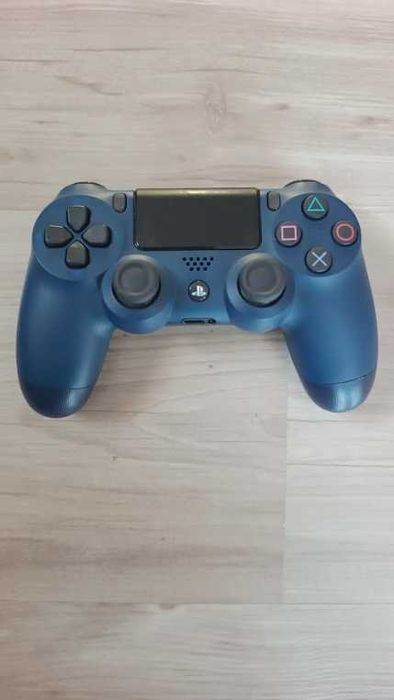 Controller PS4 in stare foarte buna