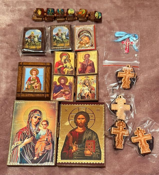 Подарък иконки и кръстчета