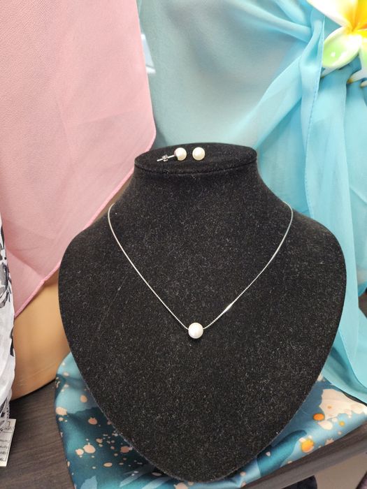 Колие с обици перлички