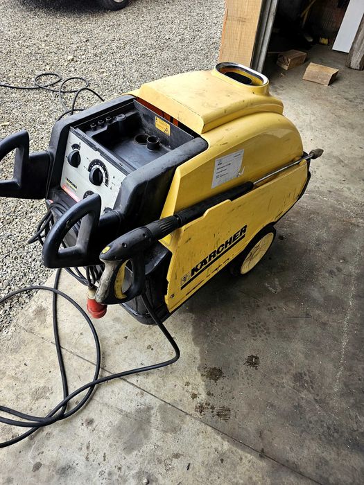 Aparat de spalat cu presiune KARCHER HDS 895 M Eco