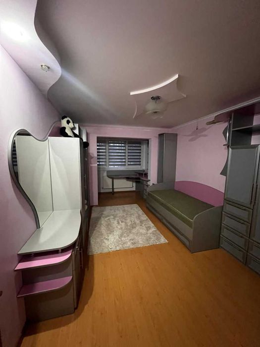 Дава се под наем Тристаен апартамент в София, Надежда 4 - 110 кв.м за 375 € - Снимка #2