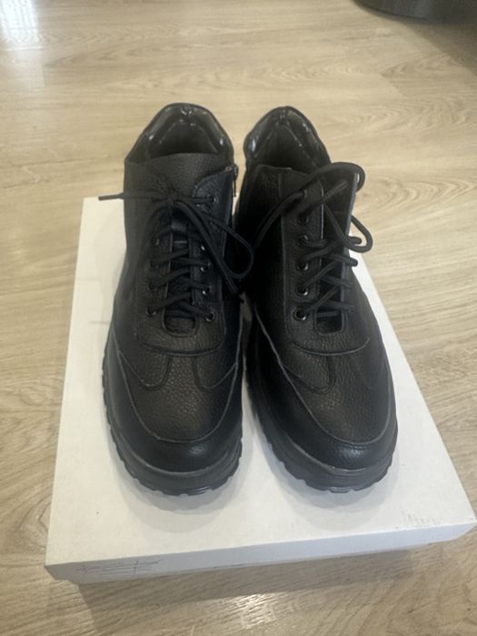 Боти естествена кожа