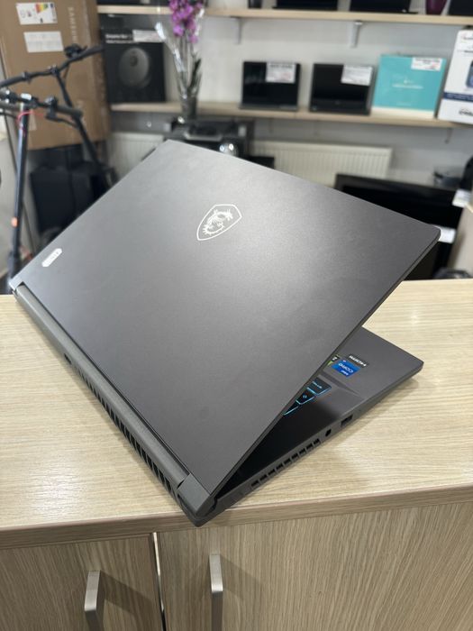 Laptop Gaming MSI Thin 15 intel i5-12450H 16GB Nvidia RTX3050
