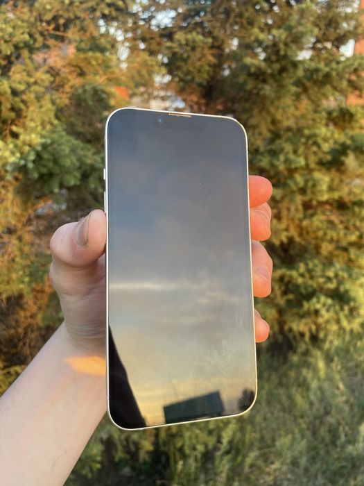 Iphone 13 в идеальном состоянии