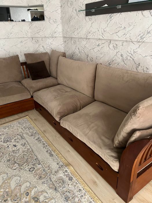 Диван из чистого дерева 70000