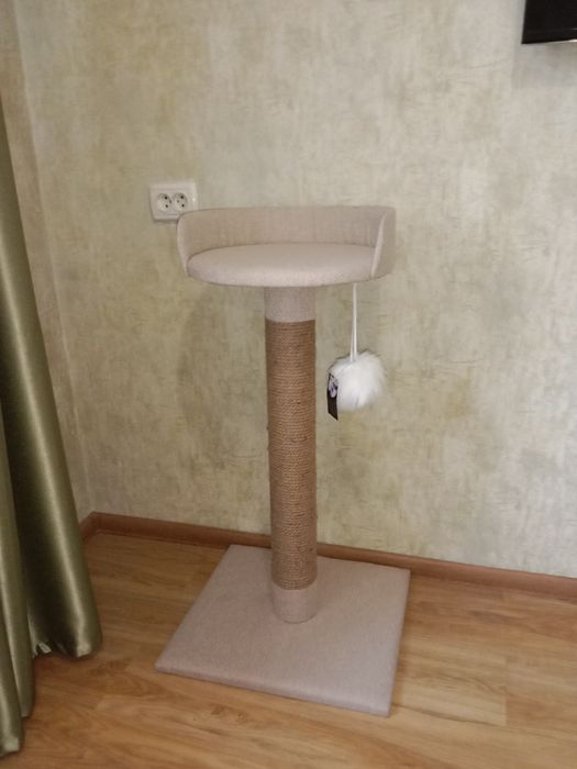 Когтеточка с диванчиком