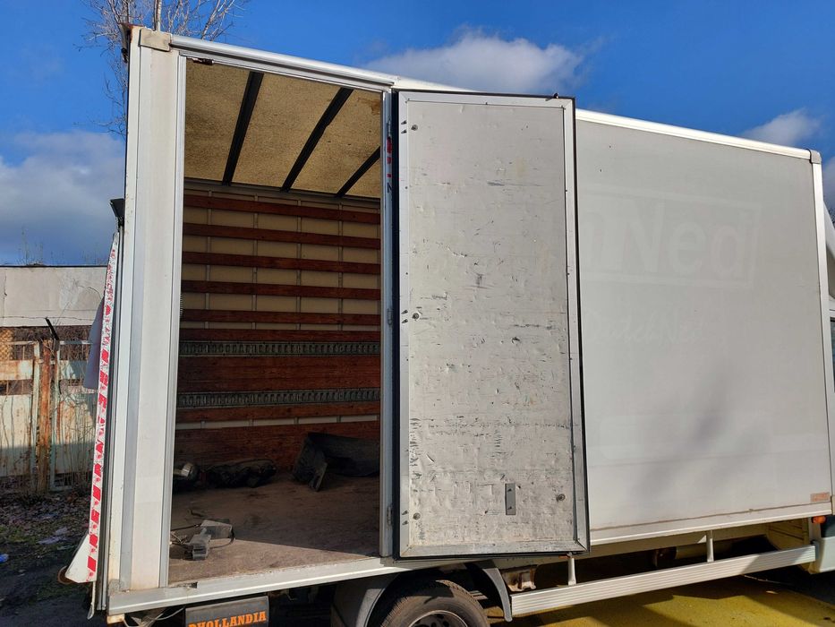 Фургон за спринтер 511 906 с борд