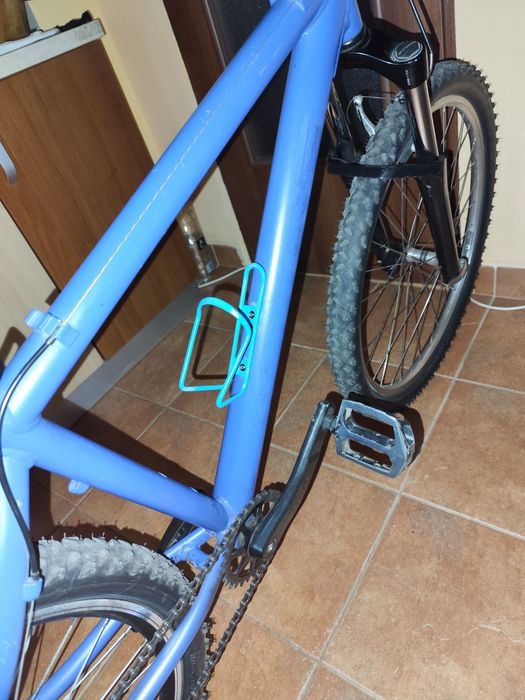 Bicicleta mountain bike pe 26"