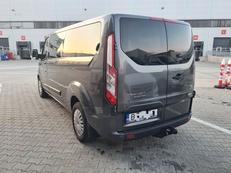 Vand Ford Transit Custom L2H1 ( varianta lunga )