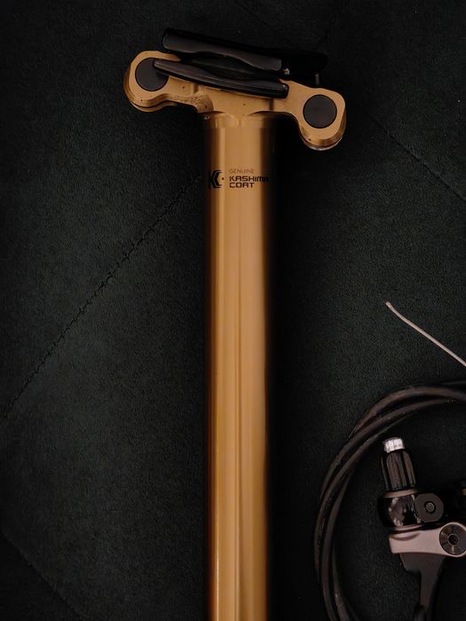 Pachet furca Fox 36 și dropper Fox Transfer Kashima