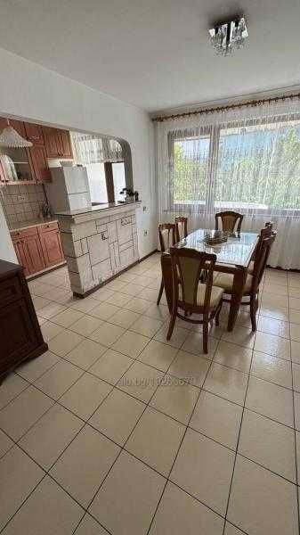 Дава се под наем Многостаен апартамент в Бургас, Възраждане - 100 кв.м за 612 € - Снимка #3