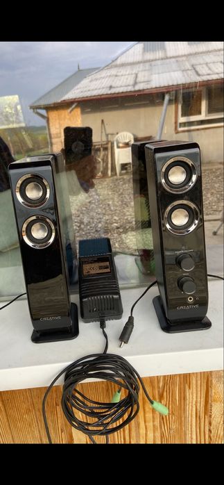 Boxe Creative pt calculator sau laptop