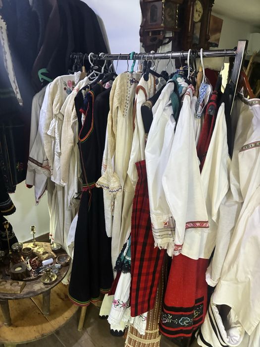 Мъжки и женски носии носия