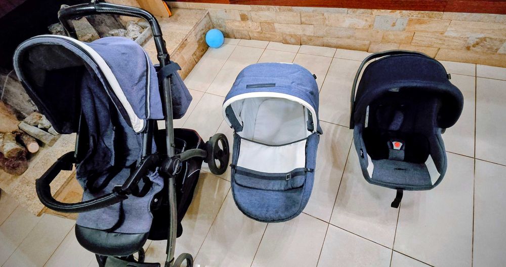 Продавам бебешка/детска количка 3 в 1