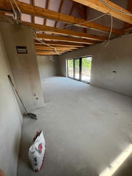 Tencuieli mecanizate / Finisaje interioare-exterioare