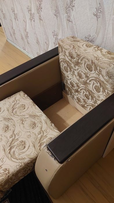 Продам кресло раскладное.