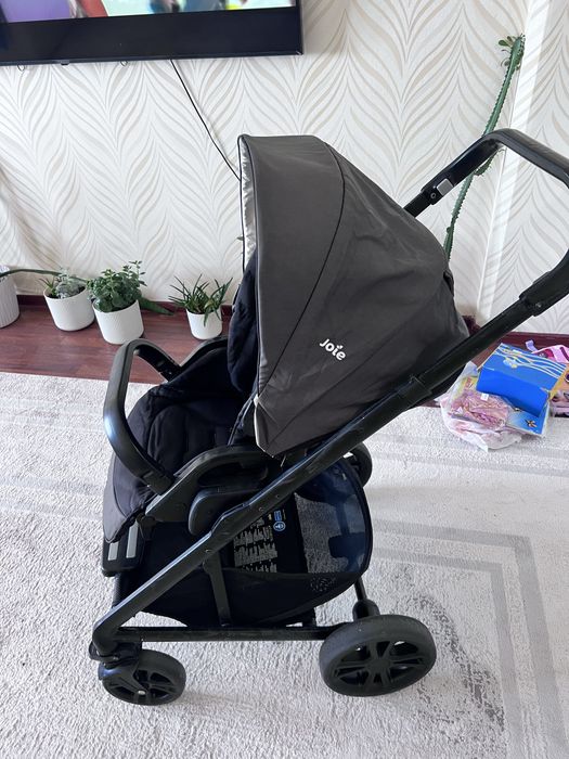 Коляска детская Joei