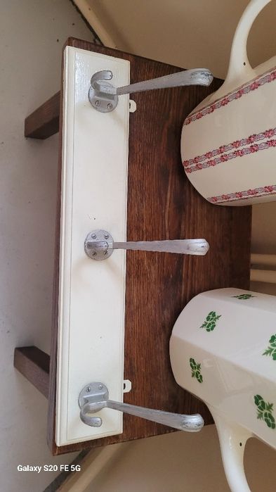 Масивна дъбова холна масичка