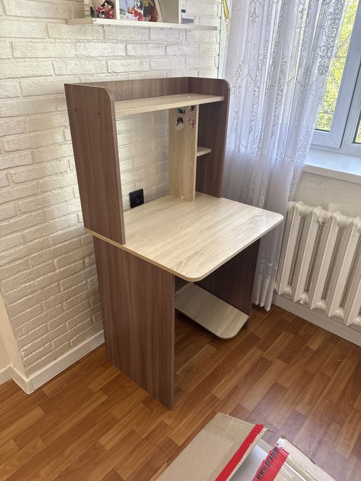 Продам компютерный стол