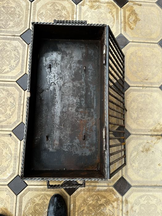 Мангал, для шашлыков и стейков