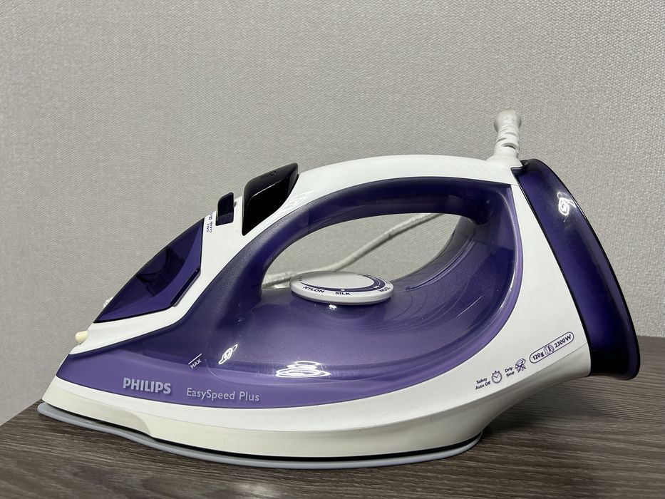 Продам утюг Philips