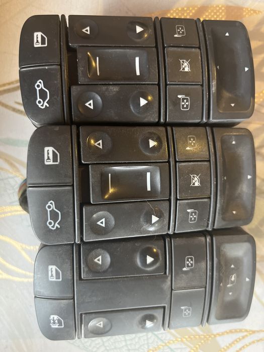 Кнопки стеклоподьемников Опель Вектра С