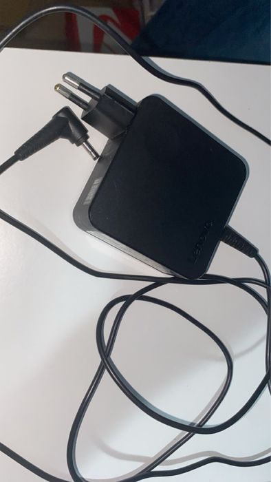 Laptop Lenovo IdeaPad 3-15ARE05 4GB 256GB