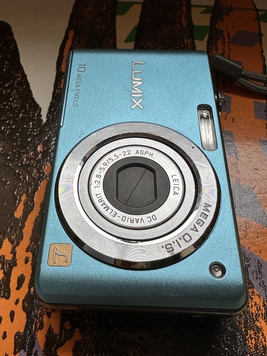 Panasonic Lumix DMC FS 62 leica elmarit vario retro digital